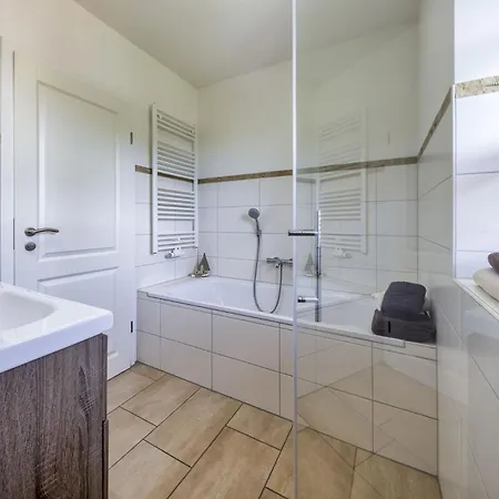 Apartment Haus Wind&wellen, Kniepsand